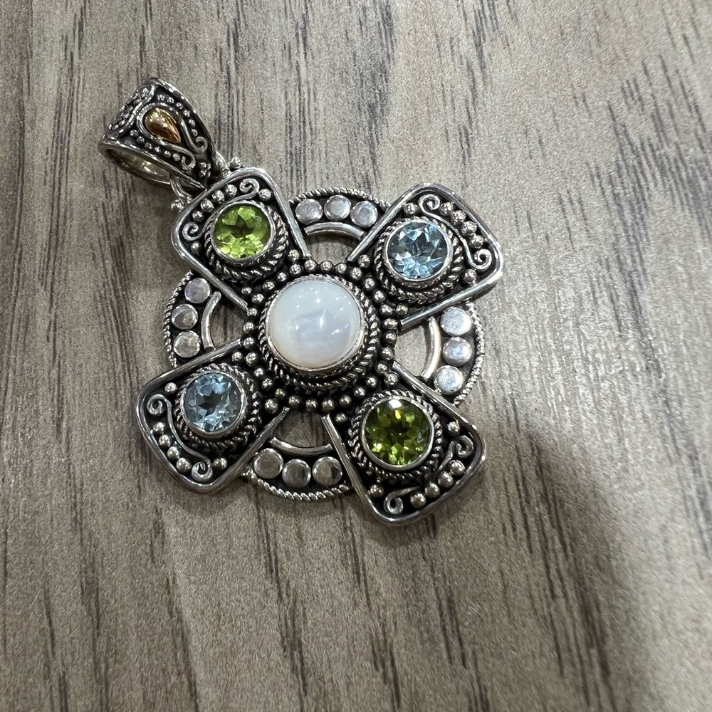 Suarti BA Vintage Sterling Silver 18K Gold MOP Peridot Topaz Pendant